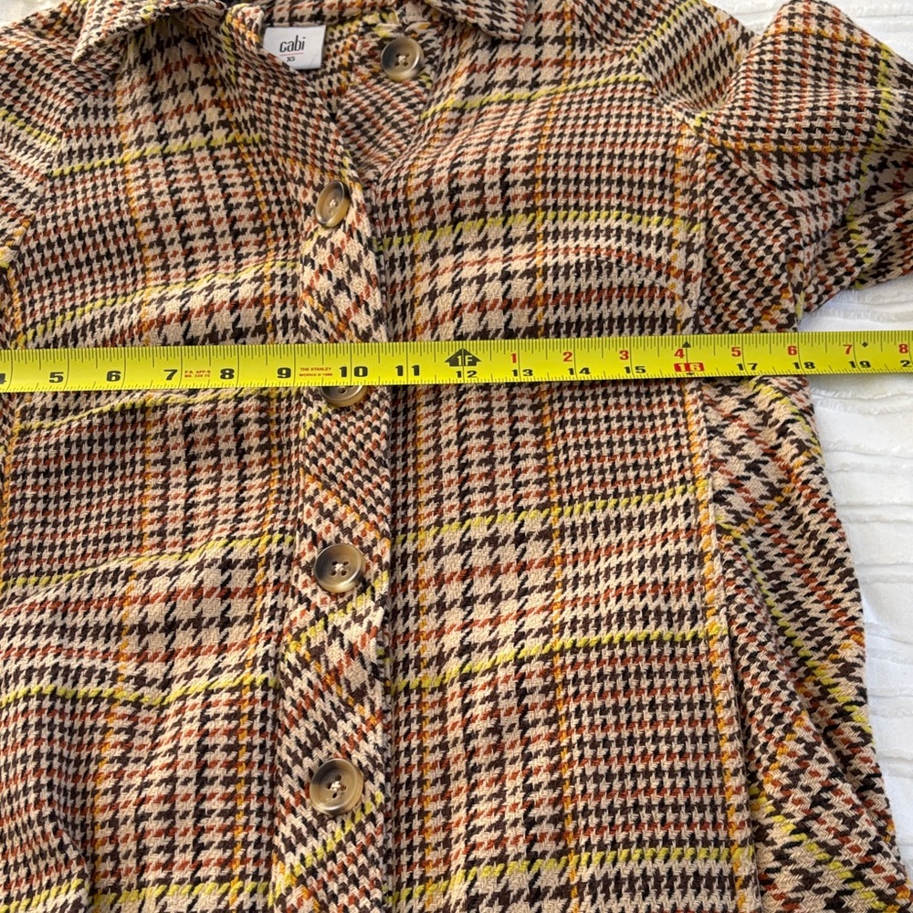 Cabi Yorkshire Shacket #4298 Plaid Button-Front in Warm Neutrals - Picture 5 of 11